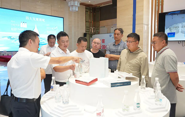 健康科技新融合，广东等地生物科技公司考察低氘水