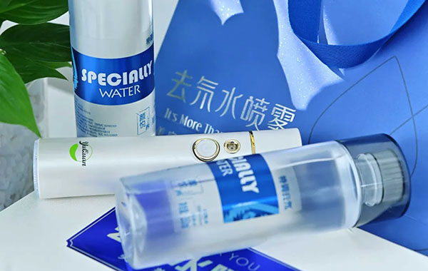 源于水润 |低氘水喷雾开启美丽新纪元