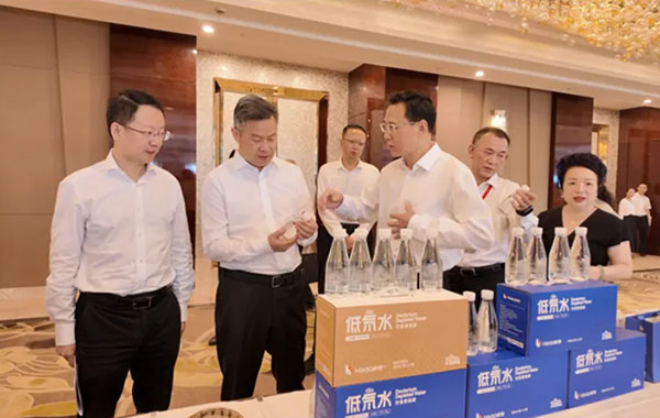 科技之水，对话两岸|核奥去氘水亮相第四届川台两地助力乡村振兴高质量发展活动