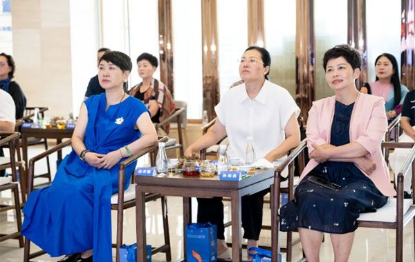 双城双韵，共谱新章 | 宜兴市女企业家商会代表团莅临宇泉考察交流