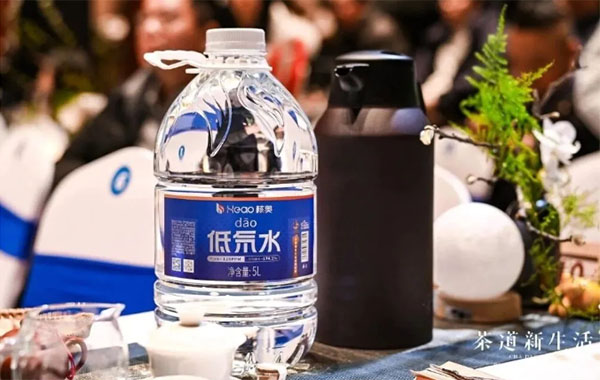 泡茶水金奖｜核奥低氘水，以科技唤醒每一盏佳茗